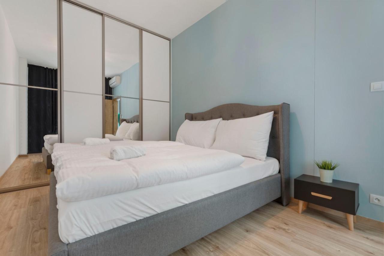 Lam Mint - Ac - Balcony Lejlighed Bratislava Eksteriør billede