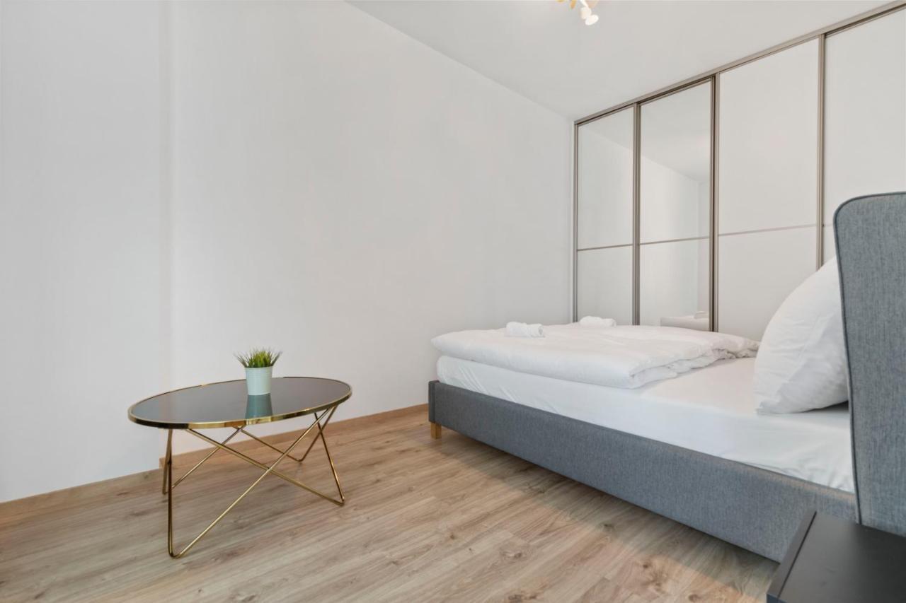 Lam Mint - Ac - Balcony Lejlighed Bratislava Eksteriør billede